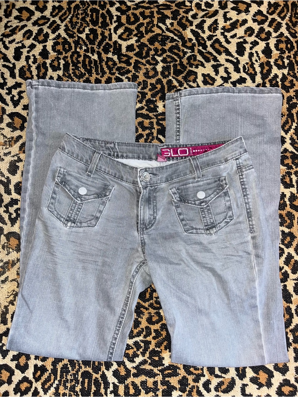 2000s GLO Functional Grey Women's Jeans - Classic Low-Rise Pocket Style